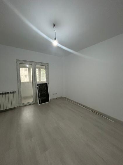 Apartament 3 camere - Zona Sud - etaj 2- 70mp - 68000 euro negociabil