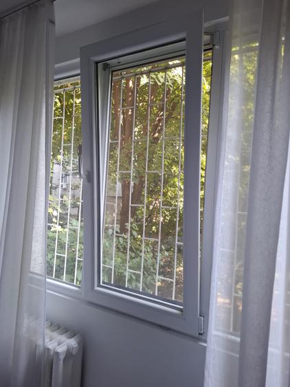 3 Camere Resita Parter Inalt Centrala Proprie