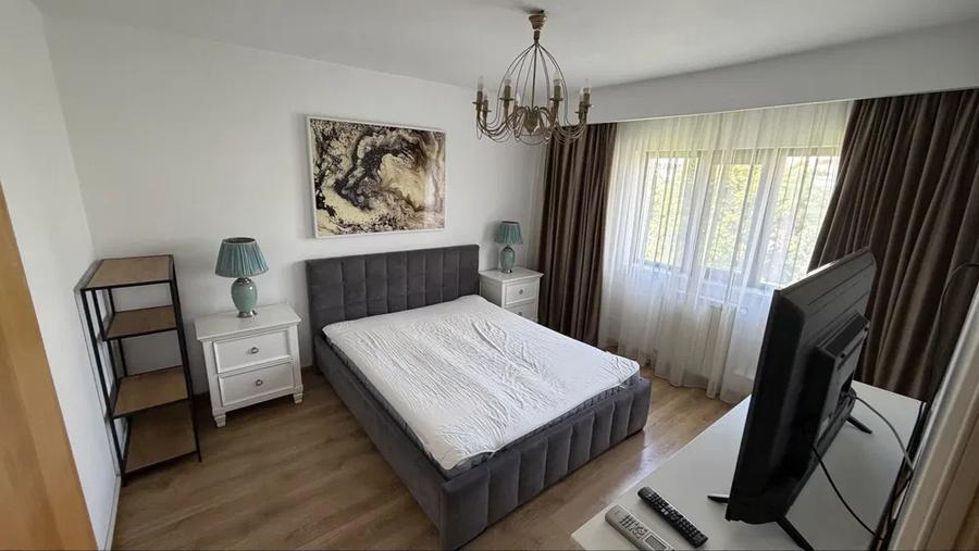Apartament 3 camere, decomandat, 65 mp, centrala, ac, parcare, Vitan Mall