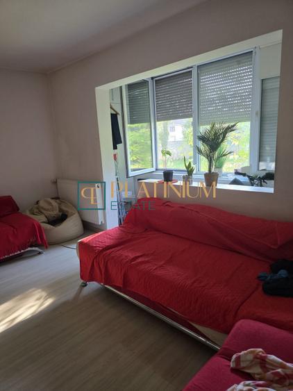 P4936 Apartament cu 3 camere, zona Gheorghe Lazăr