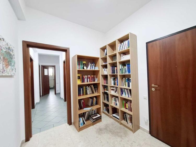 Apartament exclusivist 4 camere-decomadat-zona Primăverii
