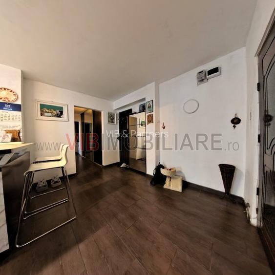 3 Camere - Decomandat - Aleea Salaj - 2