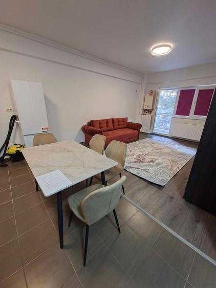 Închiriere apartament de 2 camere | decomandat | nou | Residence