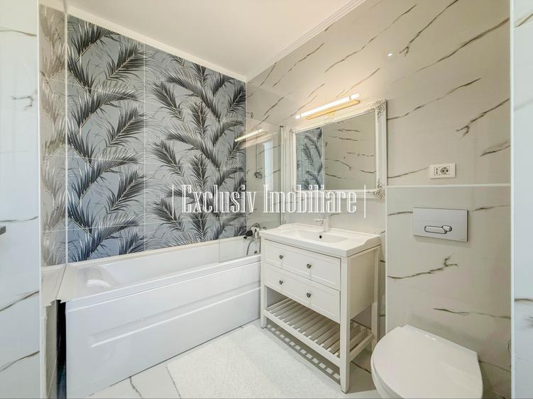 Apartament Superb 4 camere 130 mp cu Vedere Frontala la Mare si Parcare Privata