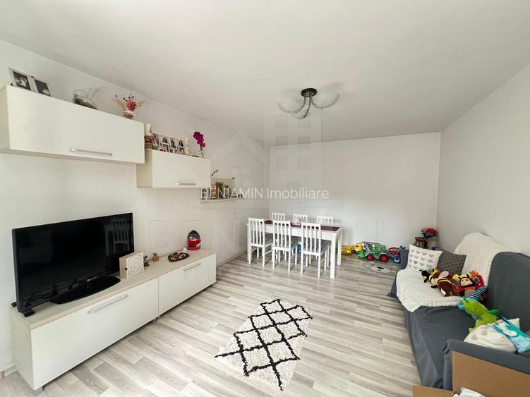 De-Vanzare-Case-16-Camere-400mp-Utili-1100mp-Teren-Sacele-Brasov