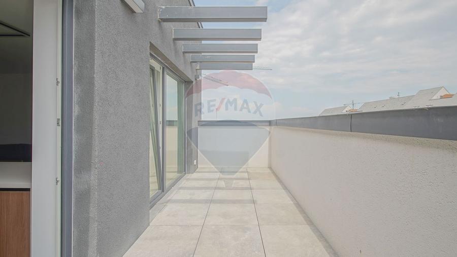 Penthouse Brasov | Prima închiriere | 95 mp utili + 36 mp balcoane