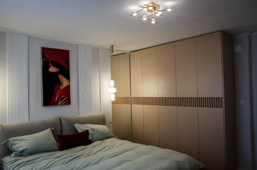 Inchiriez apartament 3 camere decomanda in Deva, zona I. Maniu in L-uri, etaj 6,