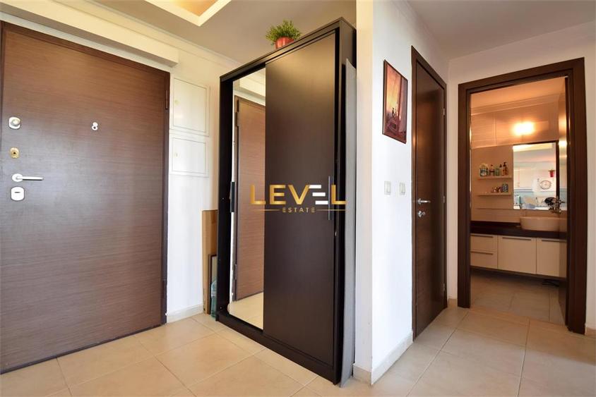 [VIDEO] Amazing Lake Views | 1 Bedroom Apartment | Parking and Storage | Emerald