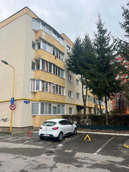 Apartament 3 camere 3 camere, Astra, str. Sitarului