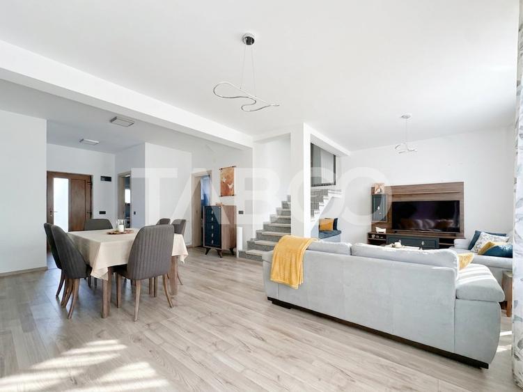 Duplex de vanzare in cartierul Borhanci cu teren de 300 mp