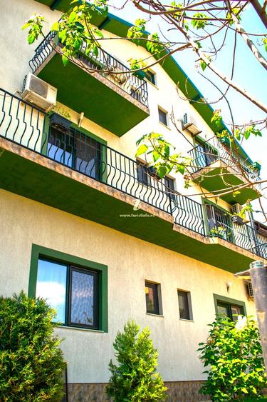 Pensiune P+ 2E, cu 11 camere, Statiunea Mamaia Nord