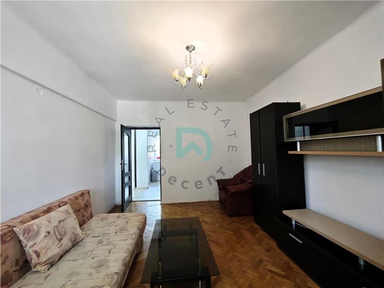 Închiriez 2 camere, Brasovul vechi