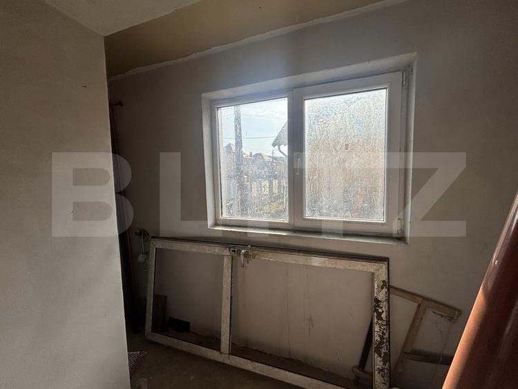 Casa de vanzare, 2 camere, 70 mp - Zalau