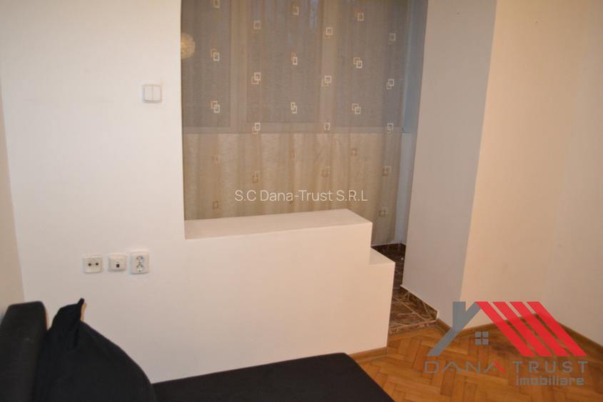 Apartament de închiriat cu 2 camere Ultracentral, strada Eminescu - 11
