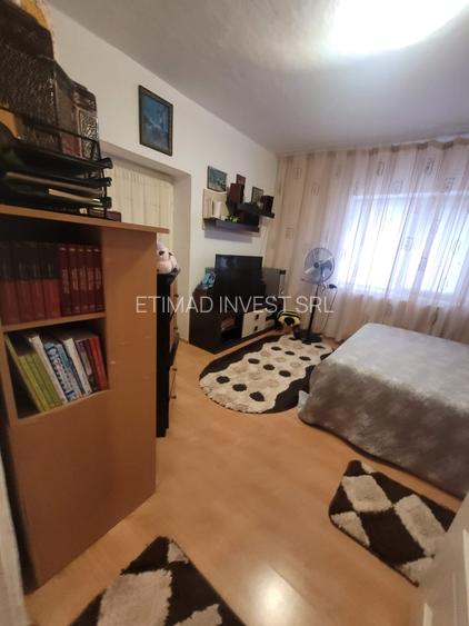 Valu lui Traian -casa 3 camere cu teren 300 mp -gaze la poarta  72500 euro - 10