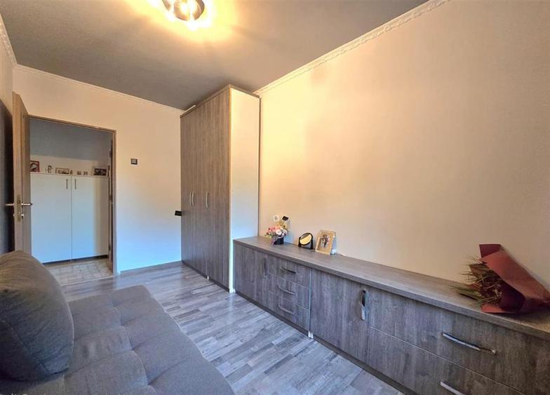 APARTAMENT 4 CAMERE | DECOMANDAT | ETAJ 2 | ROGERIUS | ORADEA