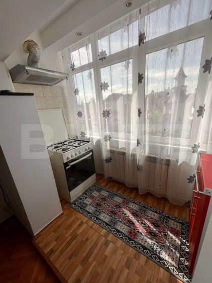 Apartament 2 camere, 42.50 mp, decomandat, zona Burdujeni