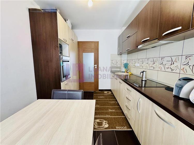 Apartament 3 camere de inchiriat | 2 bai | pivnita | Strand 2 |