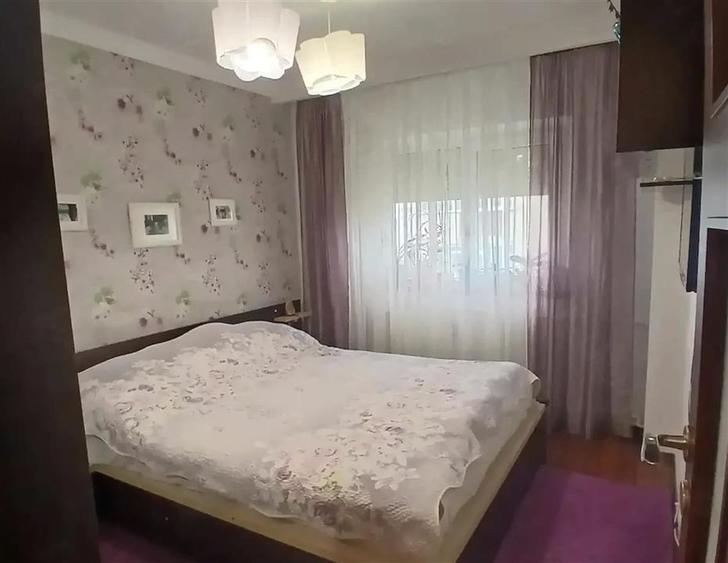 Vanzare Apartament 4 Camere Decomandat Aparatorii Patriei-Al.Tomesti