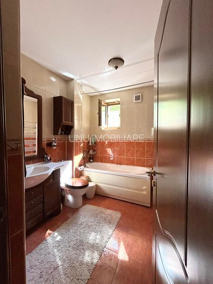 Vila de lux 310 mp construiti, cu piscina 40mp, Bucium Iasi, 1500mp teren, garaj foisor livada - 26