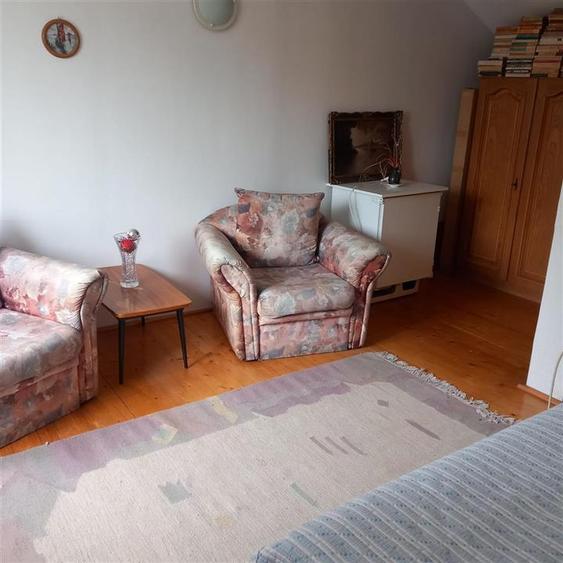 Casa tip duplex in zona centrala, 4 camere, mobilata complet, pret foarte bun