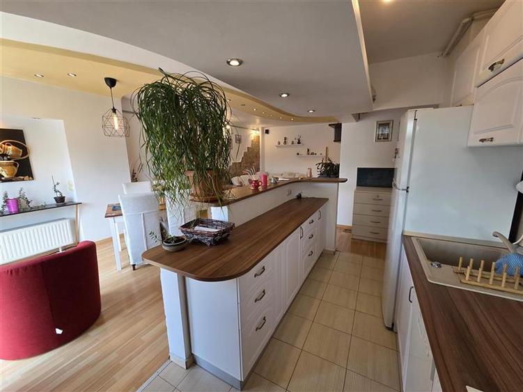 Apartament superb cu priveliste bulevardul Grivitei