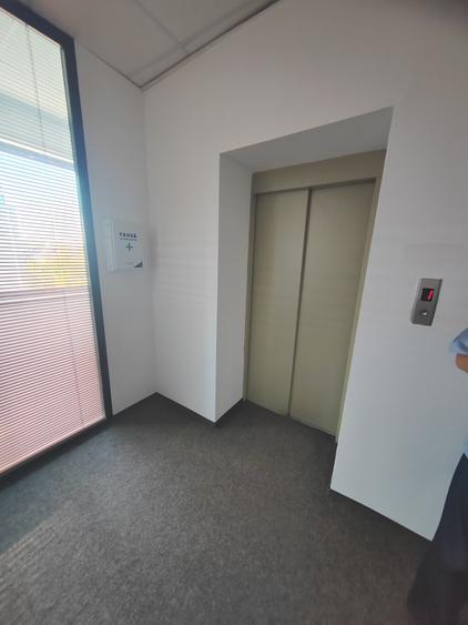 Zona Barbu Vacarescu - Metrou 9 locuri parcare incluse - PANOURI SOLARE