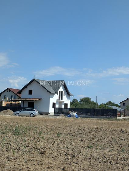 Casa noua Lilieci P+1, încălzire pardoseală , finisaje premium - 7