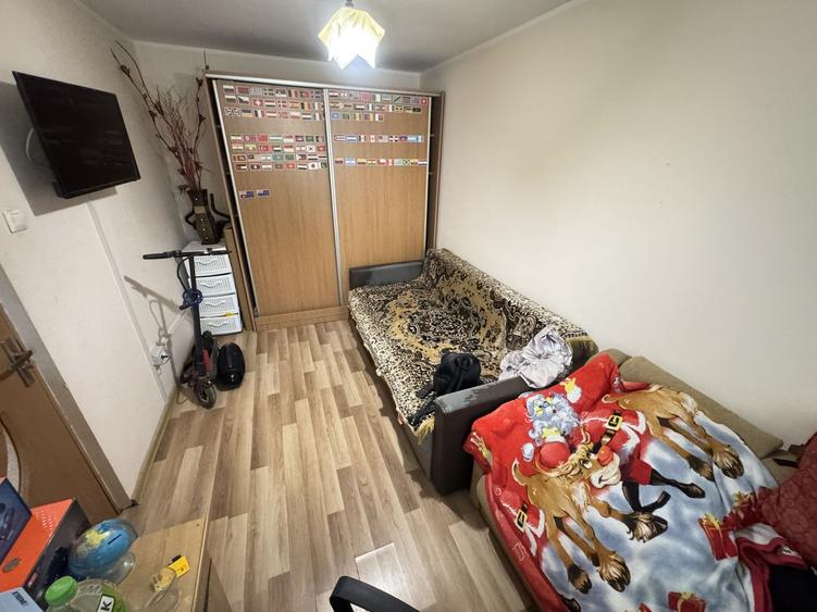 Apartament 2 camere zona Km 4 5 cu Gaze si Boxa