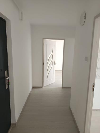 Nicolina-Belvedere!Renovat complet, 2cam-decomandat, etaj 2/4, 56mp