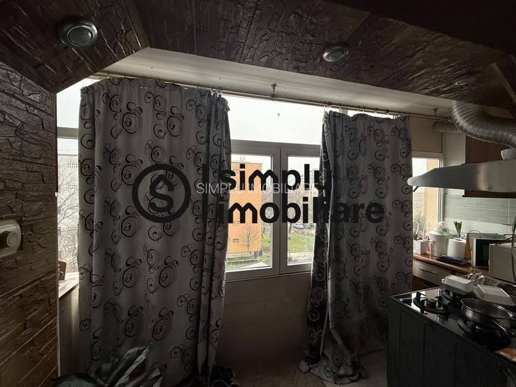 Apartament 2 camere semidecomandate transformat in 3 et 3/4 Brazda