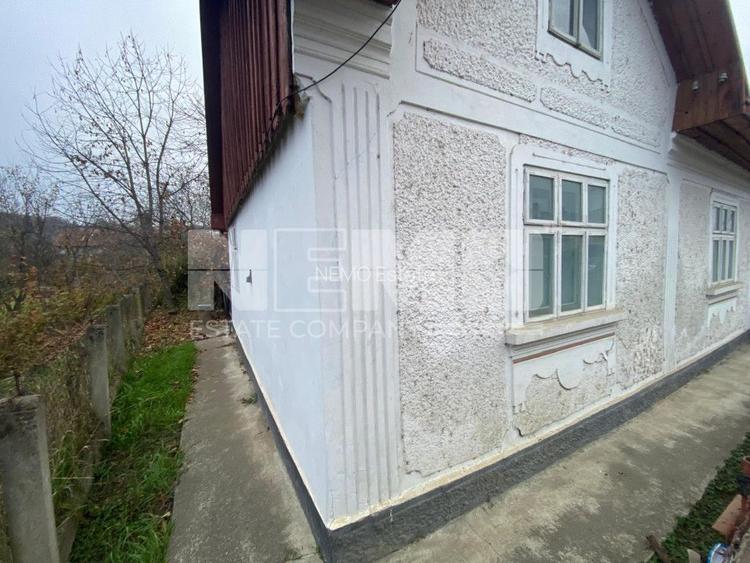 Casa de Vânzare | Strada principala | Siret - 2