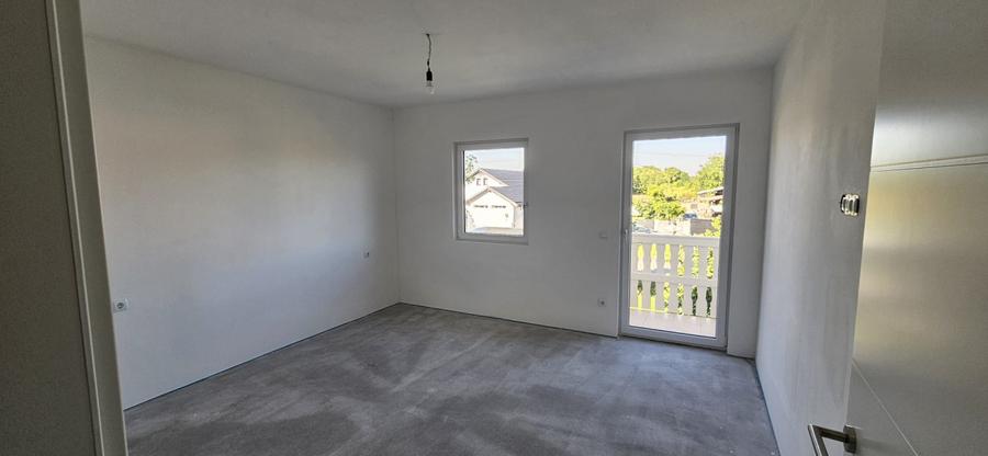 Dudestii Noi - Casa 7 Camere - Proiect 2 Familii