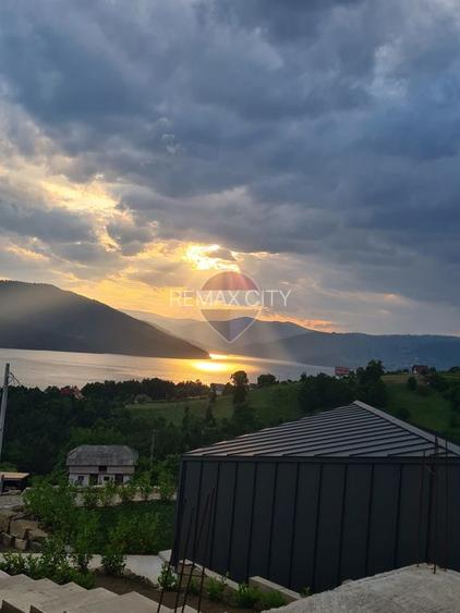 Vanzare 4 Casute  Lacul Bicaz & Ceahlău - 35