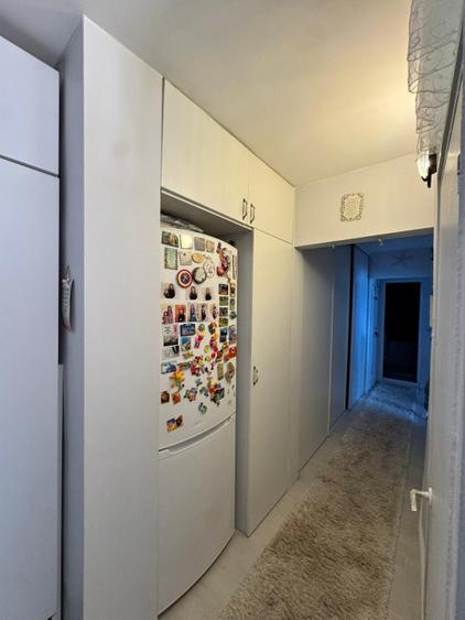 Oportunitate! 3 camere decomandate, 64 mp utili, 2 băi, boxă subsol, pret nou
