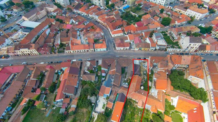 Teren 1444 mp Ultracentral Oradea, Strada Primăriei 52, front 20 m
