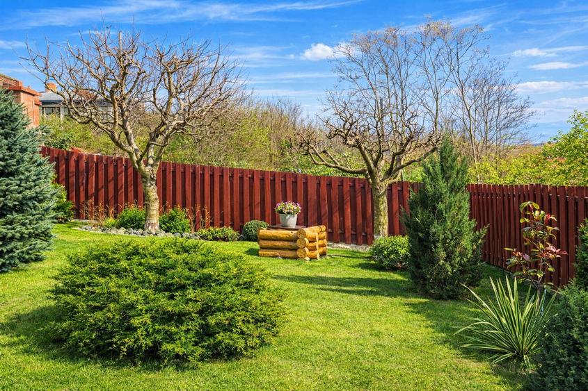 Vilă elegantă, 7 camere, cu sală de fitness și saună — Bucium, Iași
