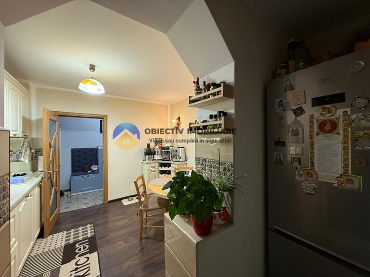 Apartament 3 camere de vânzare – Etaj 2 – Dărmănești