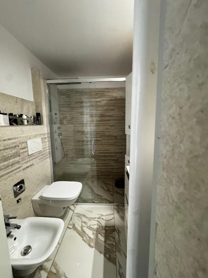 Vând apartament 2 camere