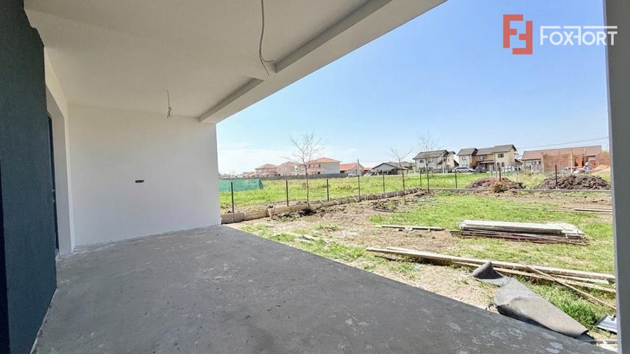 Apartament de vanzare cu 3 camere + 2 locuri de parcare - Drumul Boilor