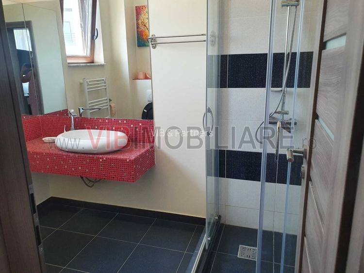 Mamaia Sat , pensiune 10 camere, 10 bai, posibilitate rate - 21