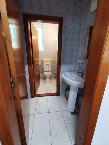 Birou etj 1/2 open space chicineta, gr sanitar, gaze a.c. pvc tripan singr/etaj