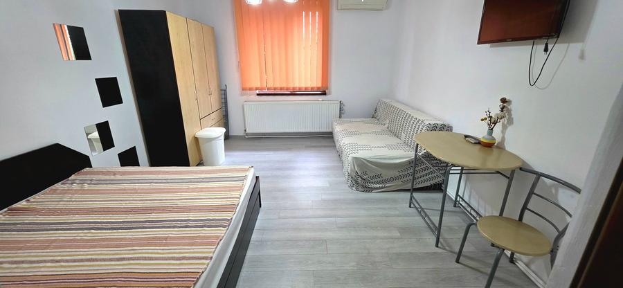 Baba Novac garsoniera mobilata si utilata complet
