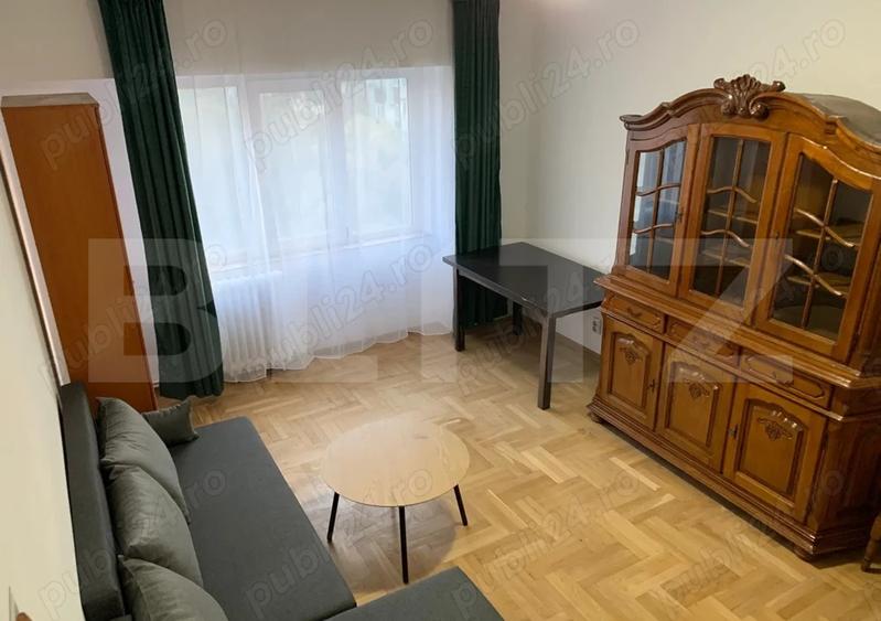 Apartament 3 camere, 50 mp, zona Independentei