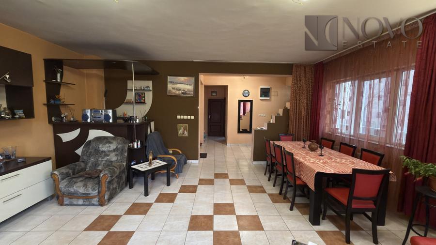 Casa Multifamiliala 8 camere 9 minute Metrou Aparatorii Patriei