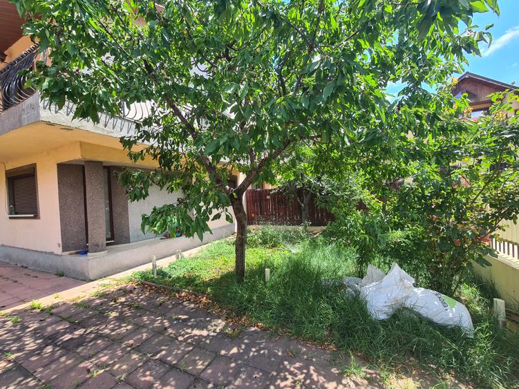 Vila P+1+M zona Militari - Pacii - str. Paralutelor constructie 2007 tip duplex
