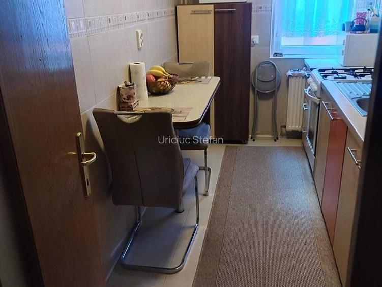 Vând apartament strada Oituz Suceava - 3