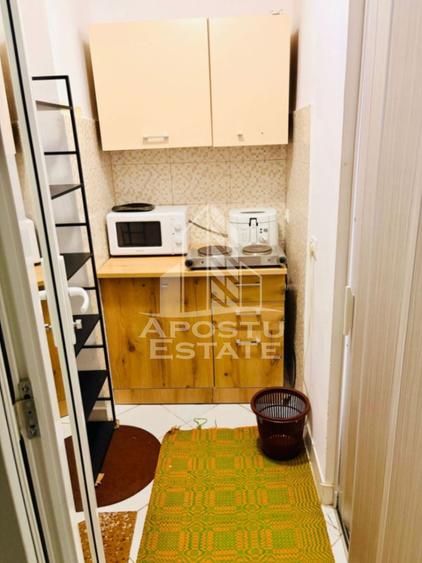 Garsoniera de inchiriat,Timisoara zona Complexul studentesc
