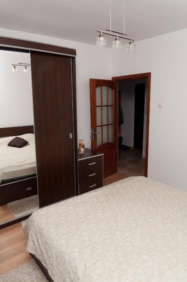 2 camere Crangasi, utilat si mobilat, etaj 1/4, langa Parc si Metrou Crangasi