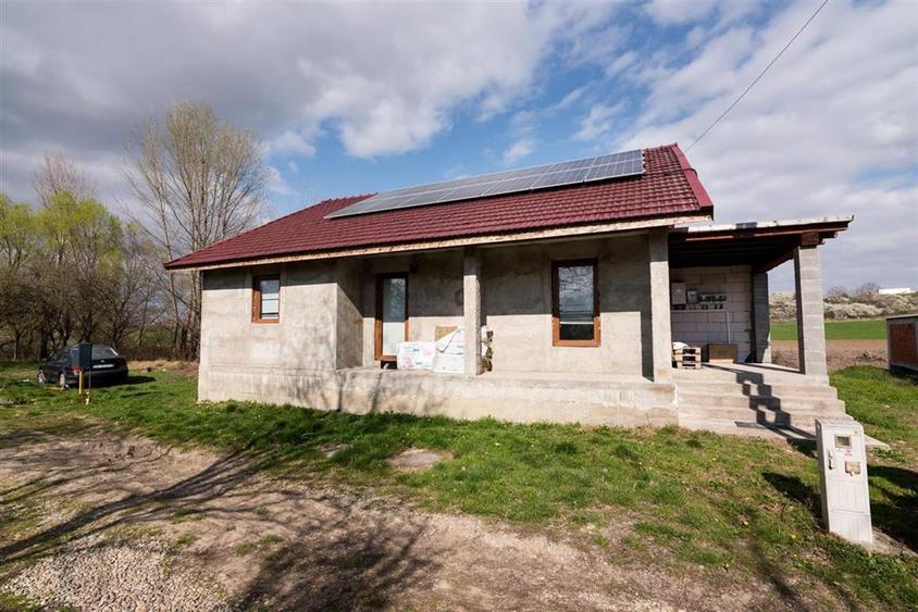 RECO Casa spatioasa Rontau  Baile 1 Mai